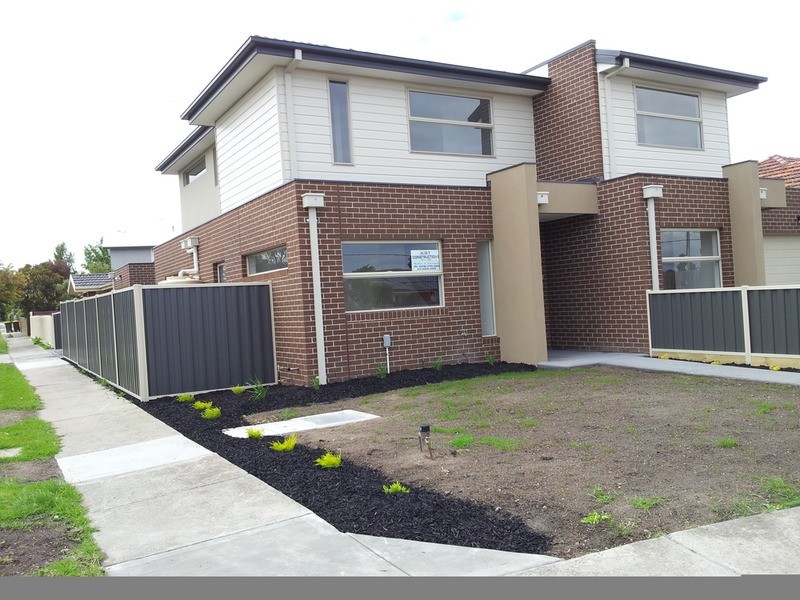 30/A Anselm Grove, Glenroy VIC 3046