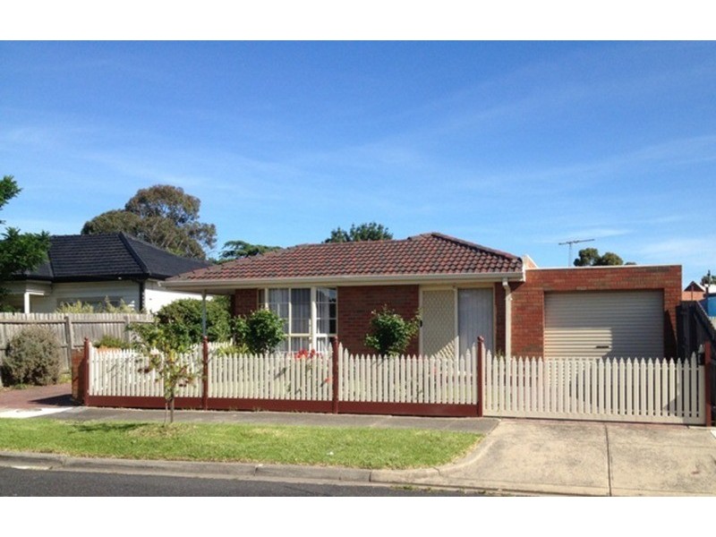 1/2 Tudor Street, Glenroy VIC 3046