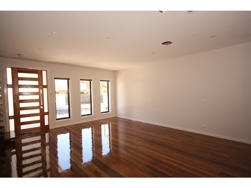 1B Hubert Street, Glenroy VIC 3046