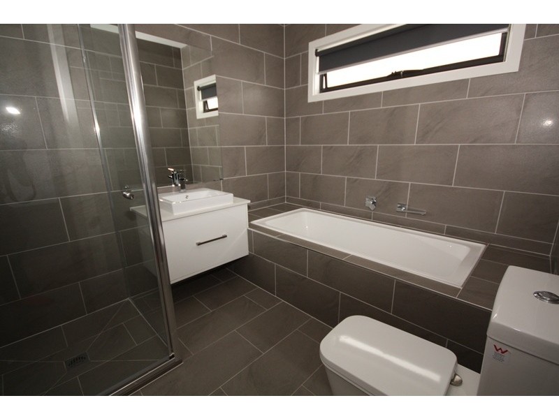 1B Hubert Street, Glenroy VIC 3046