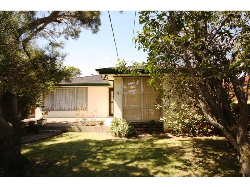 19 Pearson Crescent, Coolaroo VIC 3048
