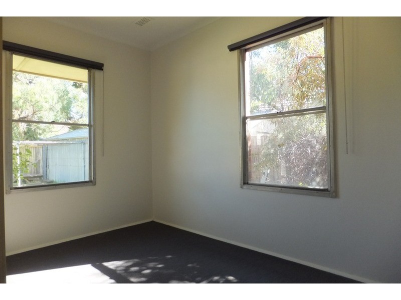 108 Sunset Boulevard, Jacana VIC 3047