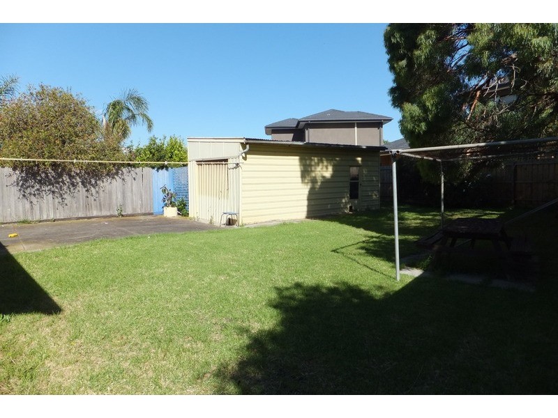 108 Sunset Boulevard, Jacana VIC 3047