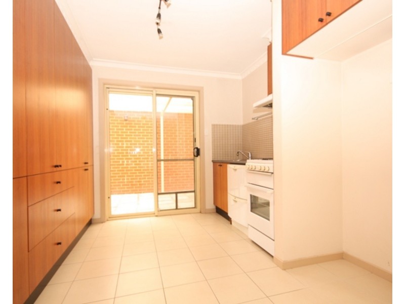 28 Freeman Drive, Glenroy VIC 3046