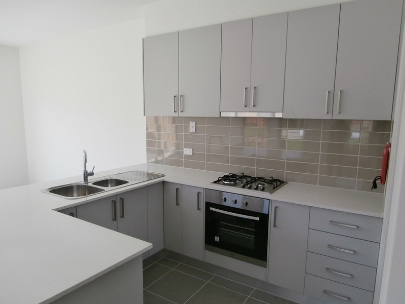 1/16 Ogden Street, Glenroy VIC 3046