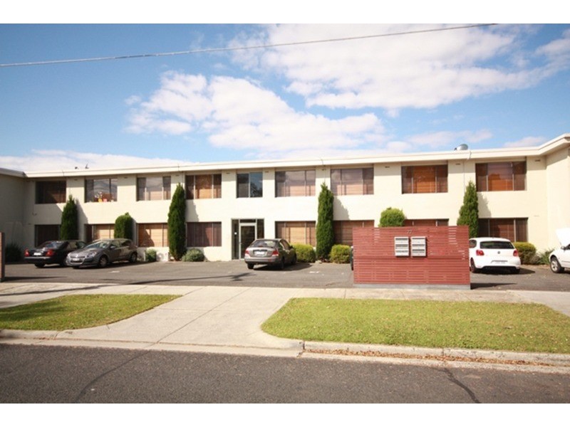 6/77 Chapman  Avenue, Glenroy VIC 3046