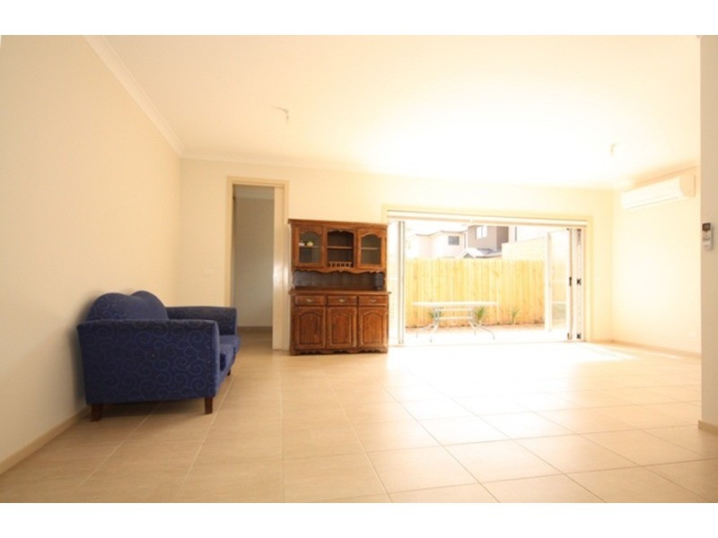 2/61 Maude  Avenue, Glenroy VIC 3046