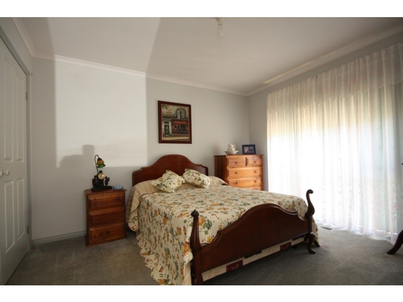 2/198 Derby  Street, Pascoe Vale VIC 3044