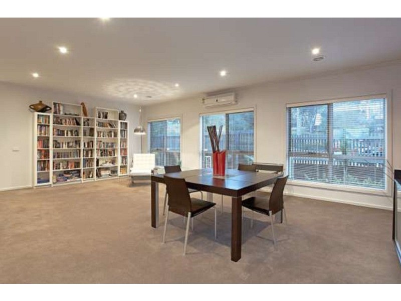 111 Parkville Avenue, Parkville VIC 3052