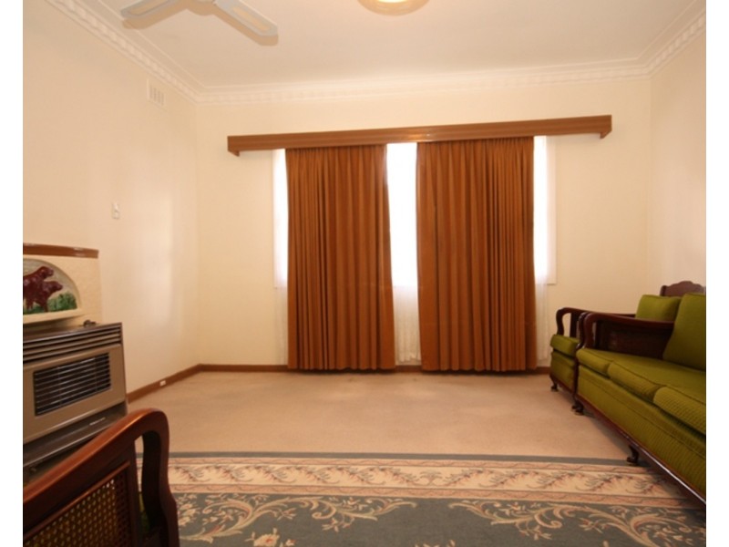 9 Salisbury Street, Glenroy VIC 3046