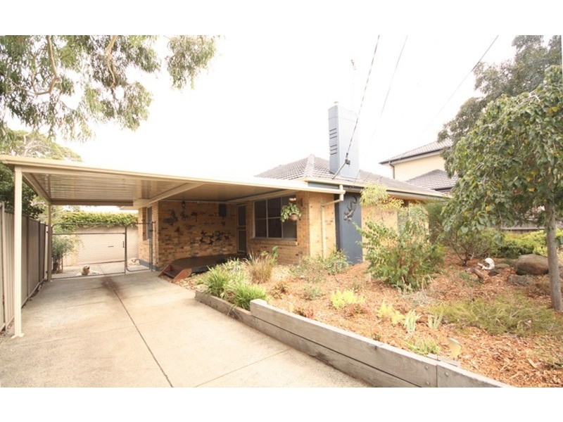 41 Emu Parade, Jacana VIC 3047