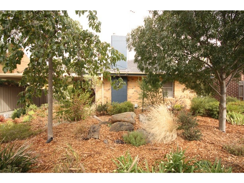 41 Emu Parade, Jacana VIC 3047