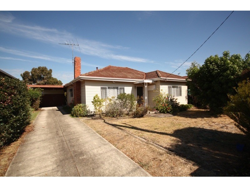 7 Charlotte Street, Oak Park VIC 3046
