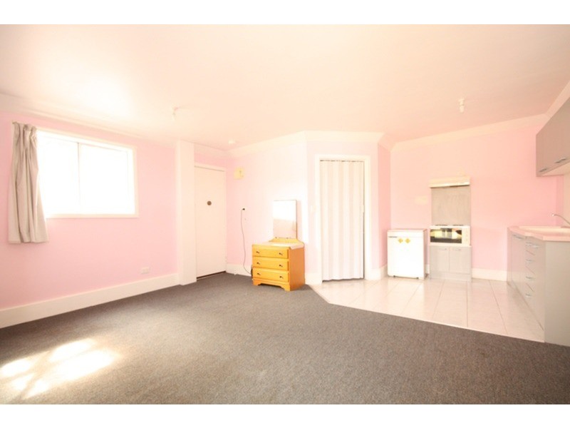 27A Station  Road, Oak Park VIC 3046