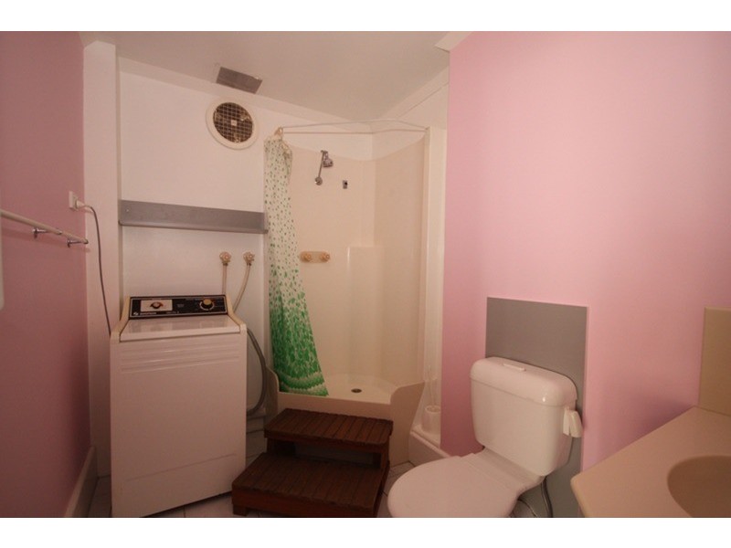 27A Station  Road, Oak Park VIC 3046