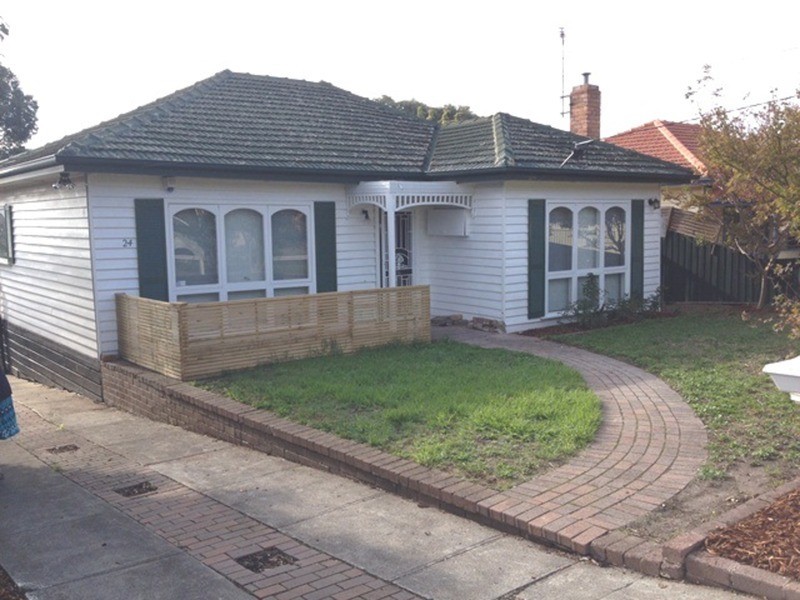 24 Marie Street, Oak Park VIC 3046