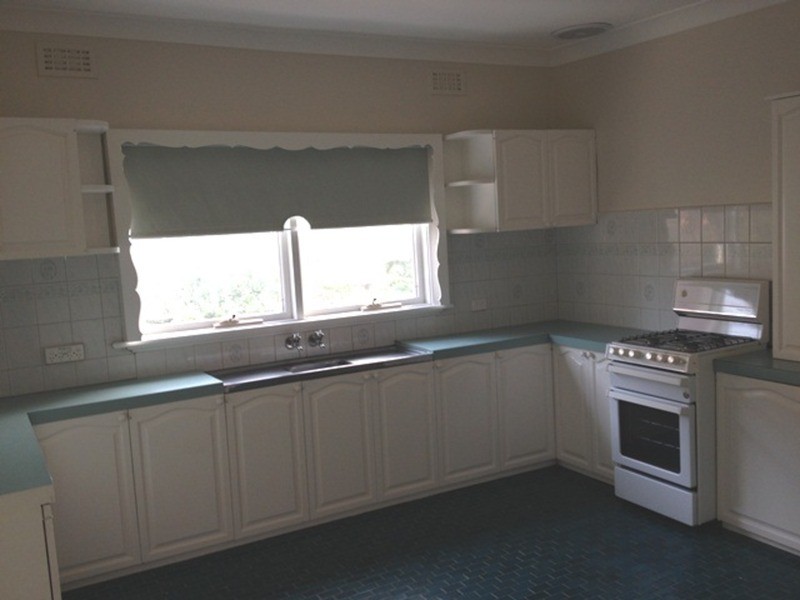 24 Marie Street, Oak Park VIC 3046