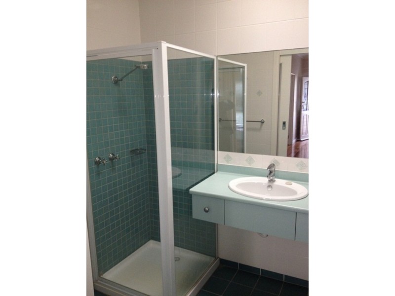 24 Marie Street, Oak Park VIC 3046