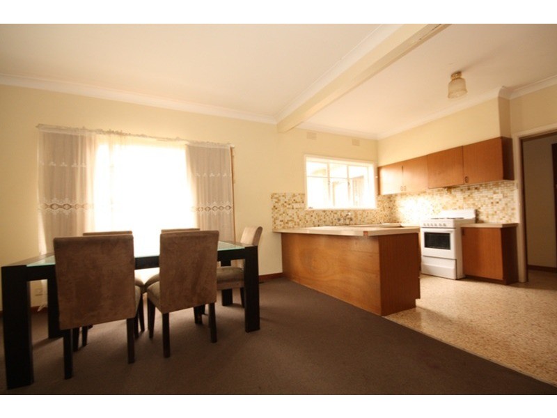 49 Gladstone Parade, Glenroy VIC 3046