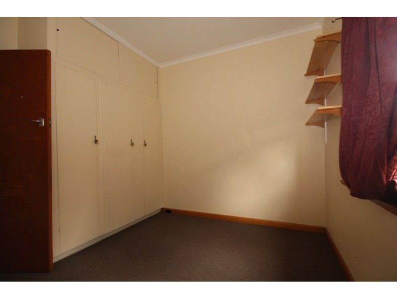 49 Gladstone Parade, Glenroy VIC 3046
