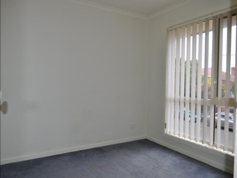 2A Cornwall Road, Pascoe Vale VIC 3044