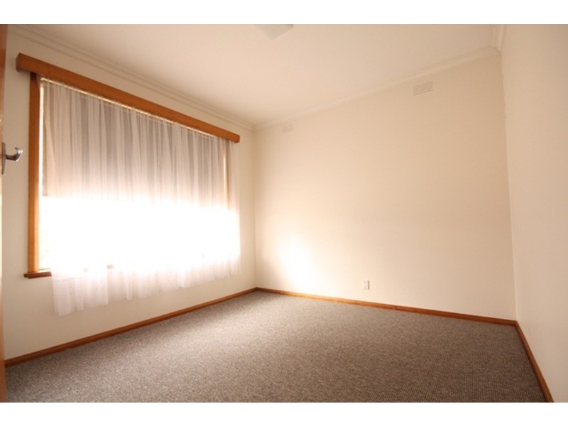 76 Wheatsheaf Road, Glenroy VIC 3046