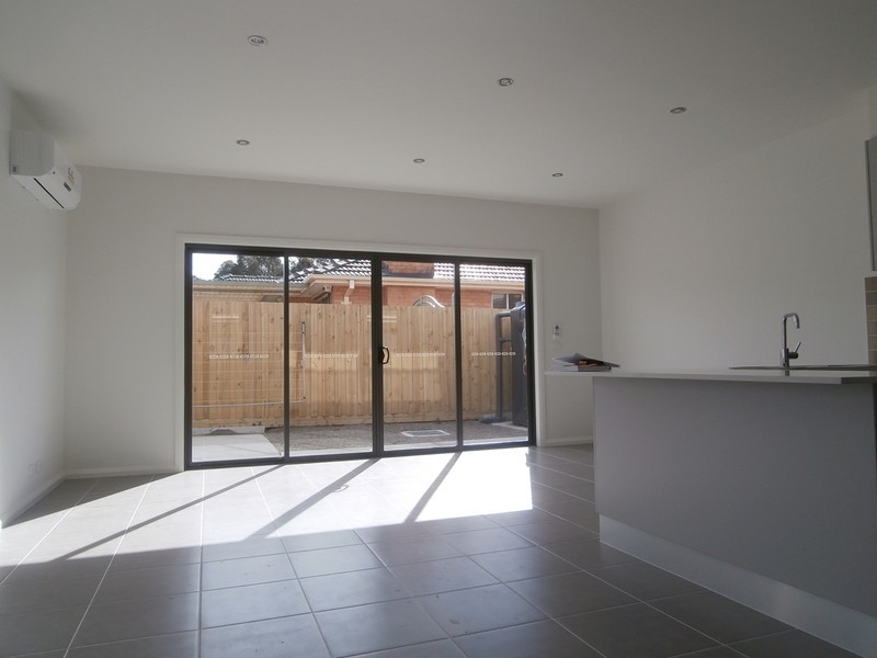 1/16 Ogden Street, Glenroy VIC 3046