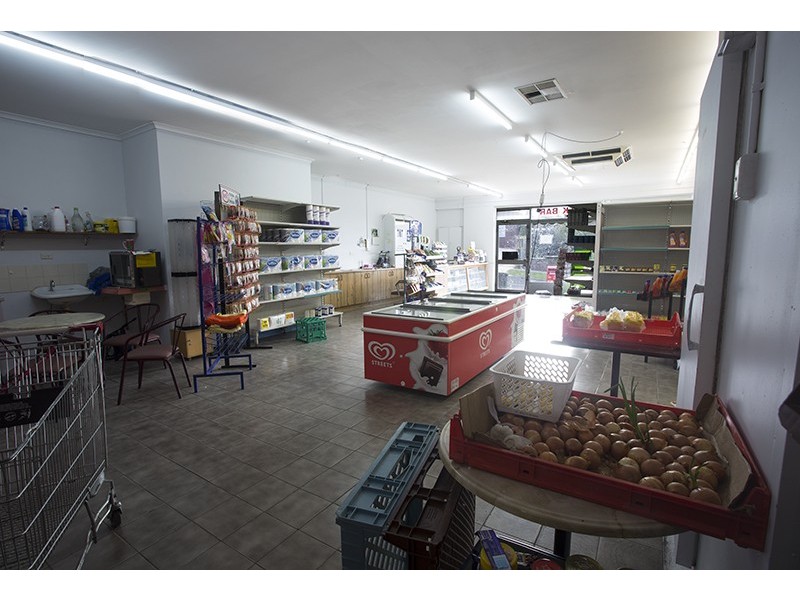 71 Bamford Avenue, Westmeadows VIC 3049