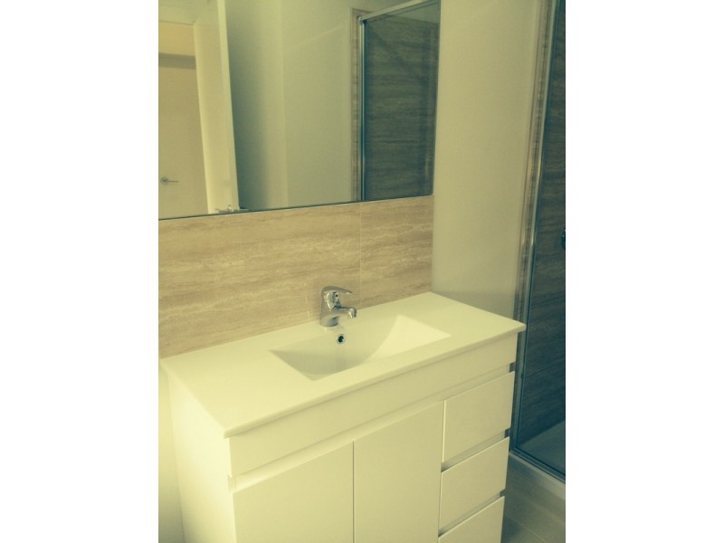 3/24 Larch Street, Thomastown VIC 3074