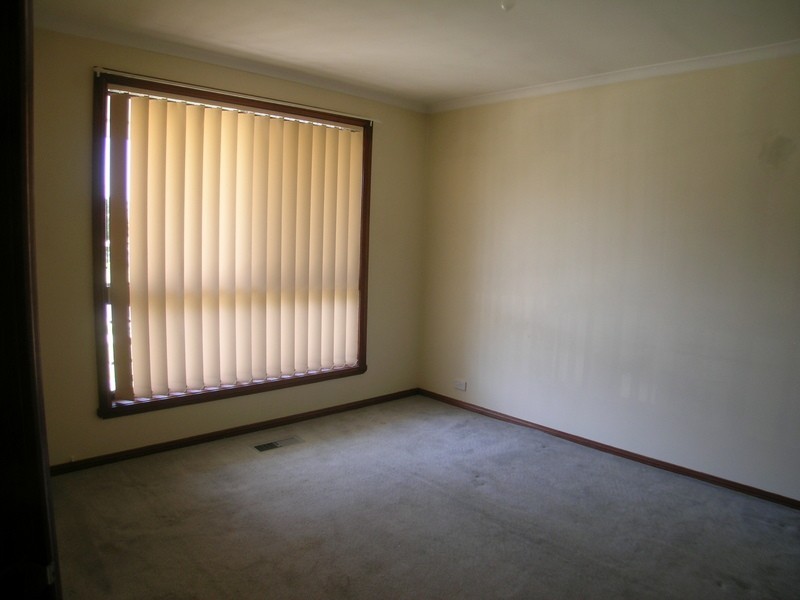 84B Bicentennial Crescent, Meadow Heights VIC 3048
