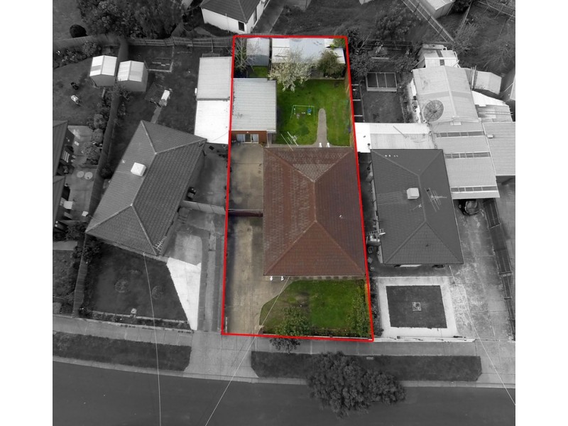 8 Hazeldene Street, Meadow Heights VIC 3048