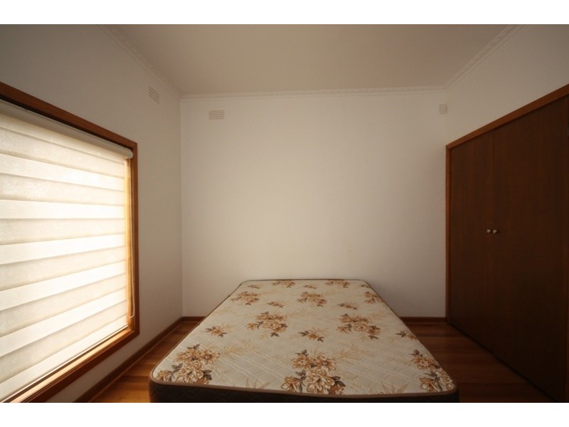 6 Centre Way, Glenroy VIC 3046