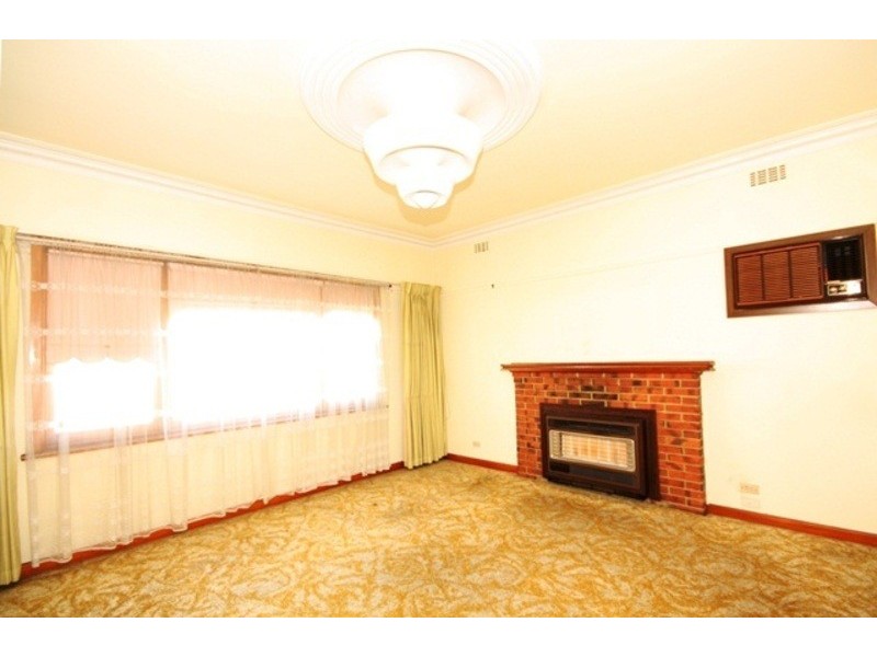 34 Langton Street, Glenroy VIC 3046