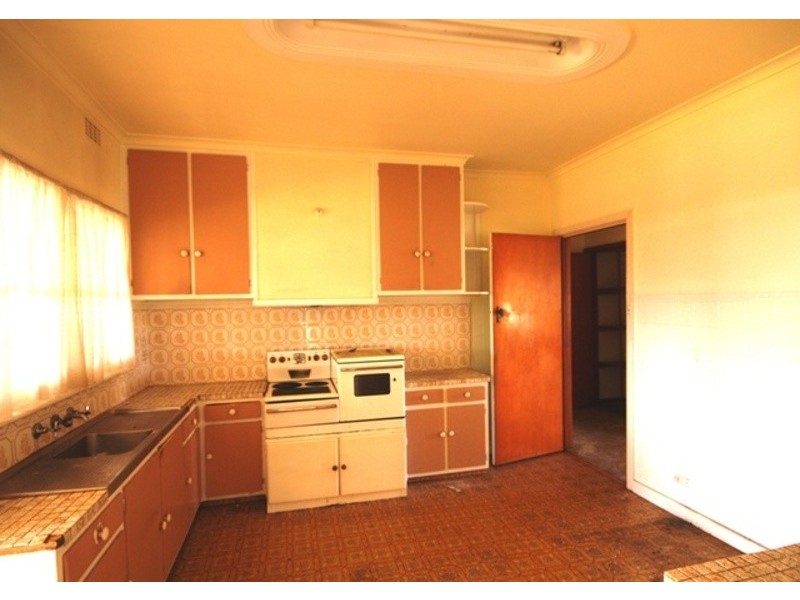 34 Langton Street, Glenroy VIC 3046