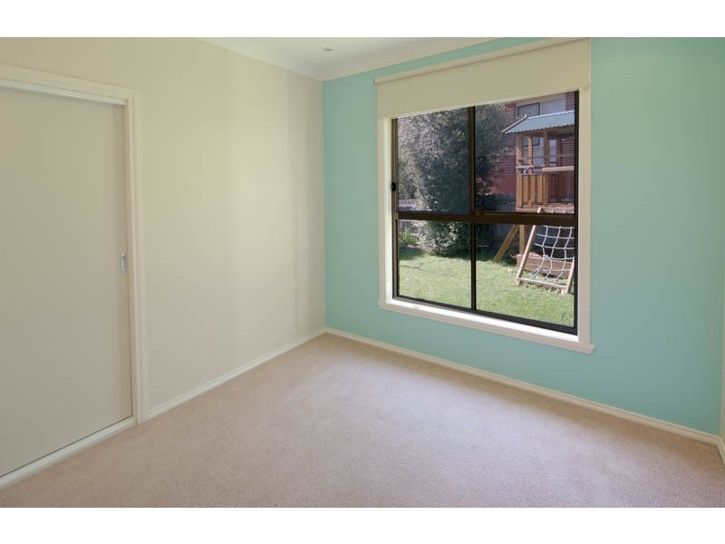 22 Greensted Grove, Roxburgh Park VIC 3064