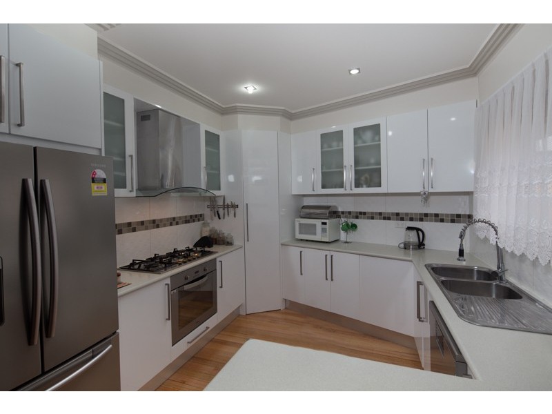 2/66 Kiewa Crescent, Dallas VIC 3047