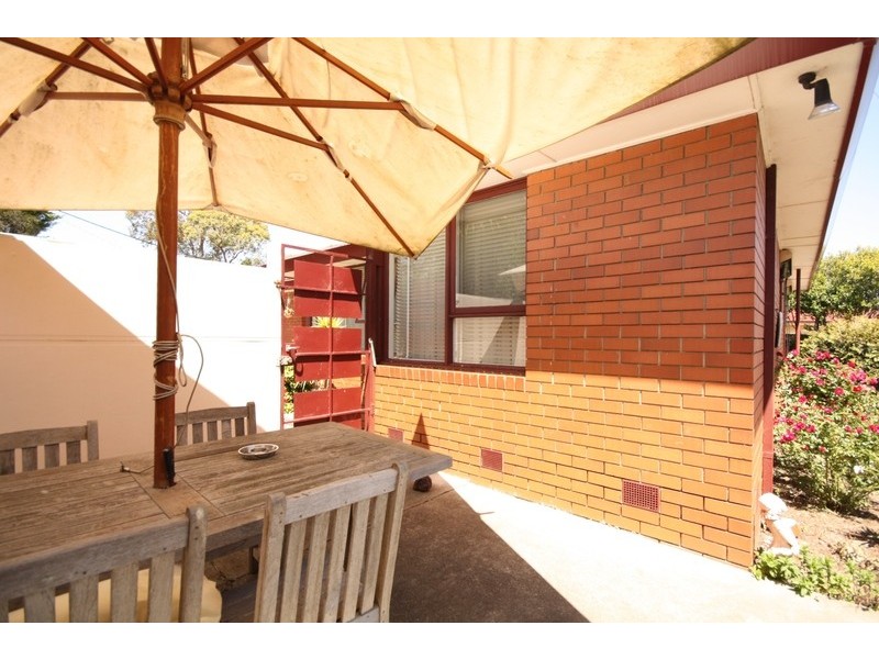 3 Bena Court, Dallas VIC 3047