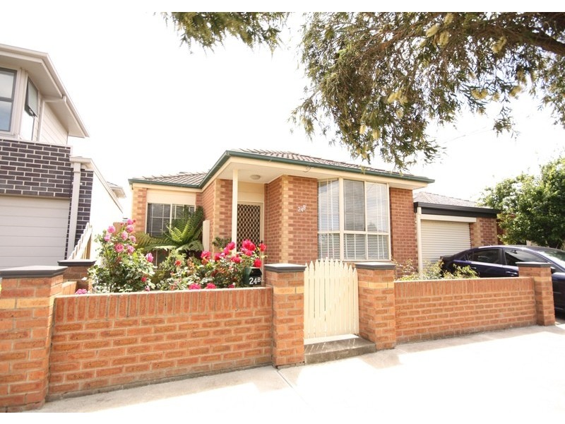 24B Gladstone Parade, Glenroy VIC 3046