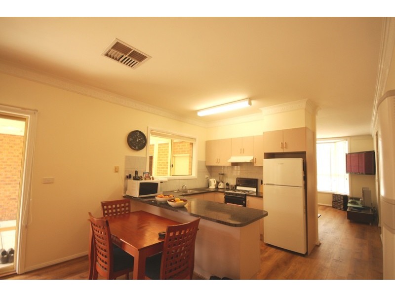 24B Gladstone Parade, Glenroy VIC 3046