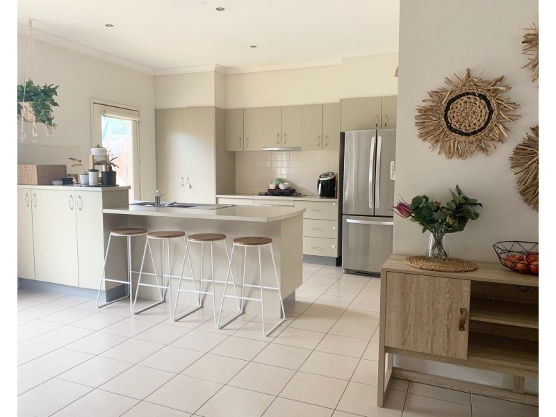 39 Eliot Avenue, Doreen VIC 3754