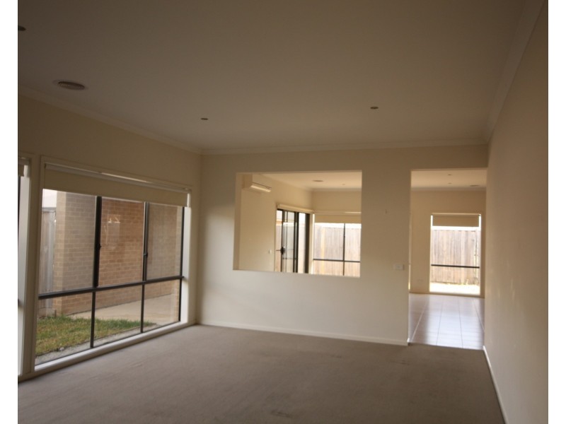 39 Eliot Avenue, Doreen VIC 3754