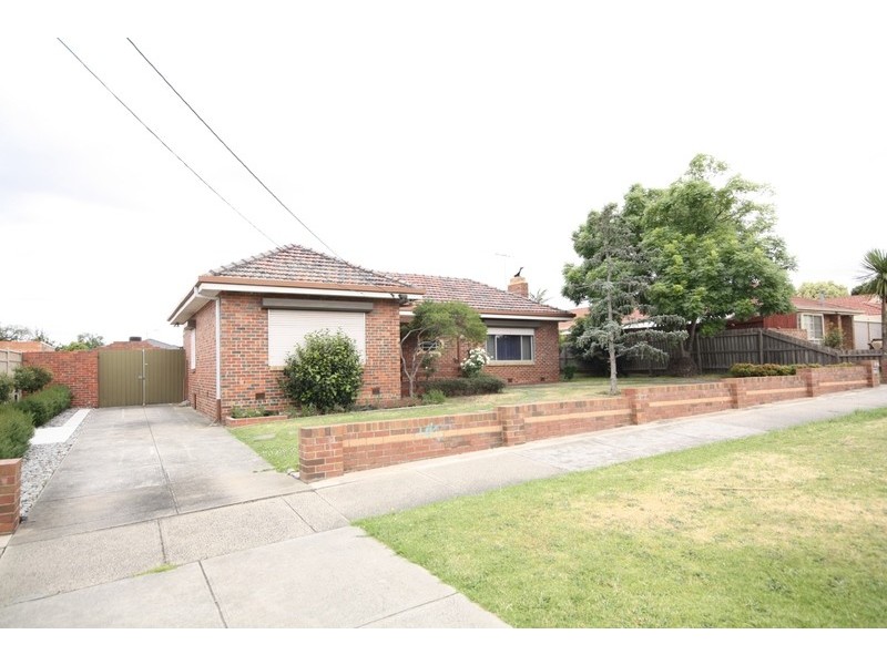 65 Chapman Avenue, Glenroy VIC 3046
