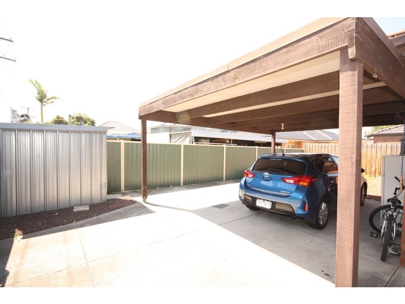205 Hilton Street, Glenroy VIC 3046