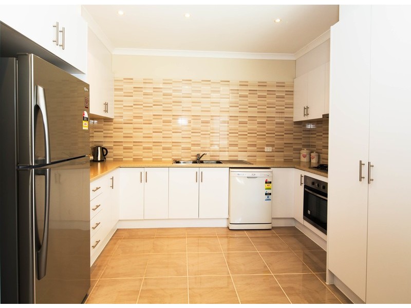 3/27 Benalla Street, Dallas VIC 3047