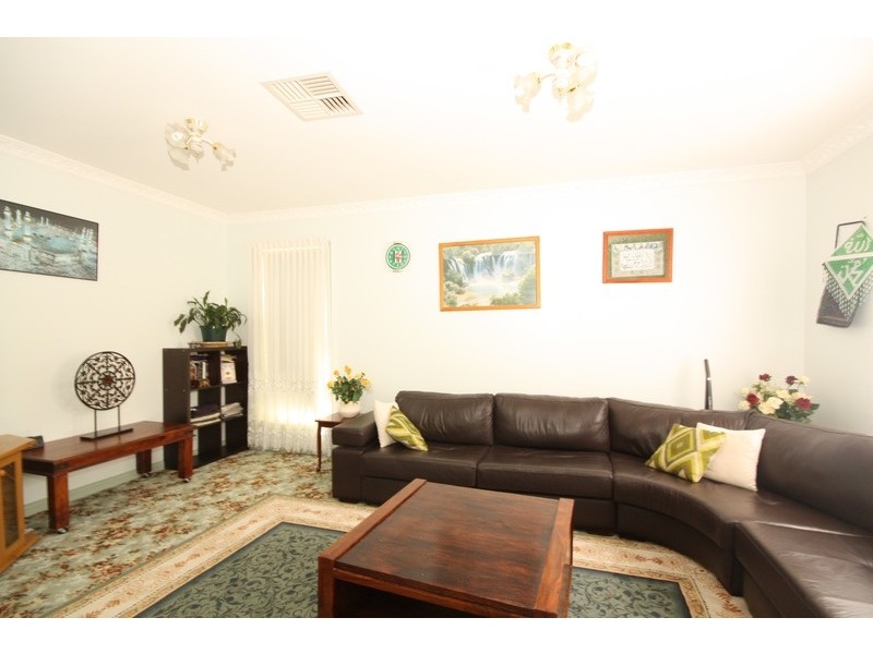 6 Winchester Way, Broadmeadows VIC 3047