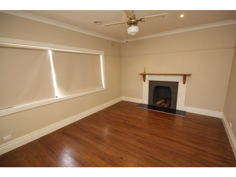 24 Talbot Street, Hadfield VIC 3046