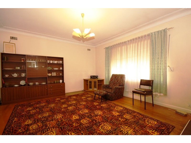 137 Evell Street, Glenroy VIC 3046