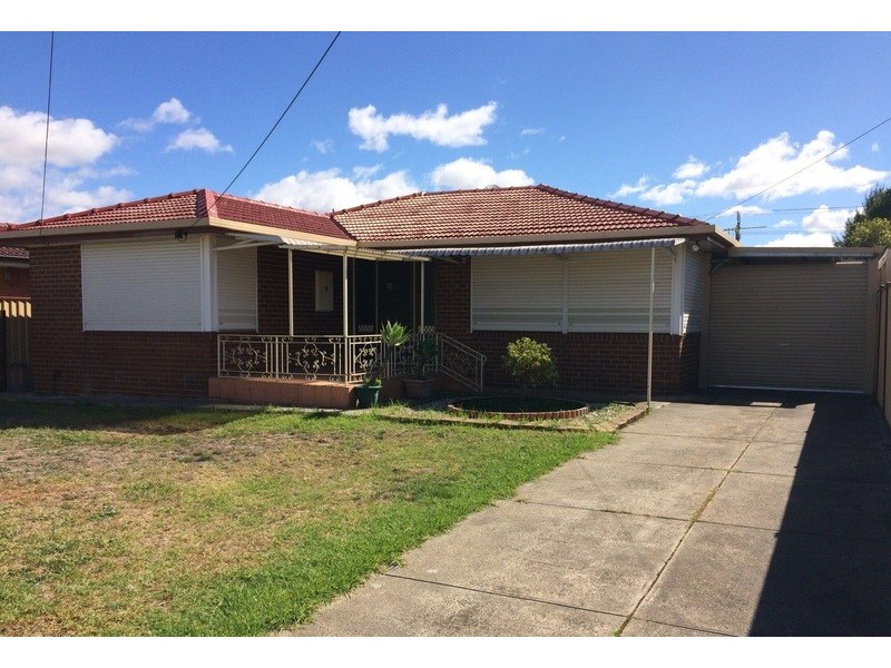 8 Tooradin Avenue, Dallas VIC 3047