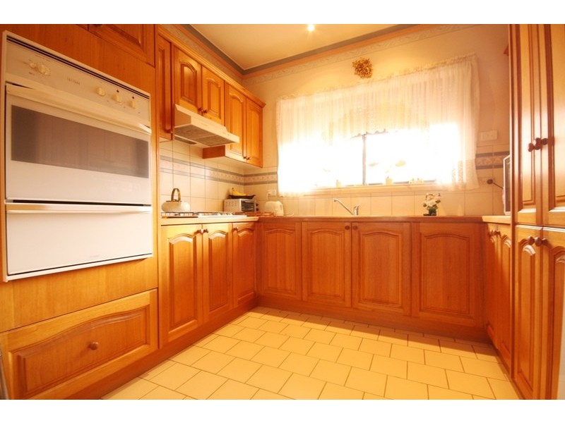 118 Hilton Street, Glenroy VIC 3046