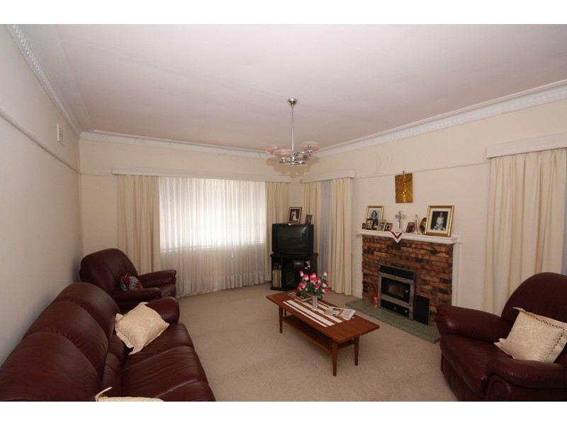 16 Danin Street, Pascoe Vale VIC 3044